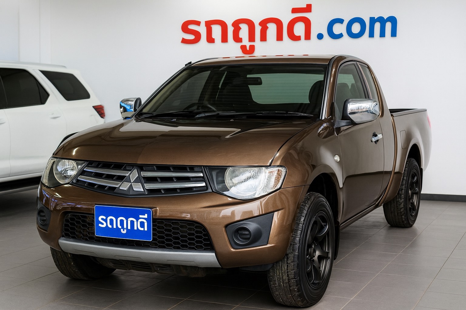Mitsubishi 2.5 GLX Mega Cab  ปี 2014