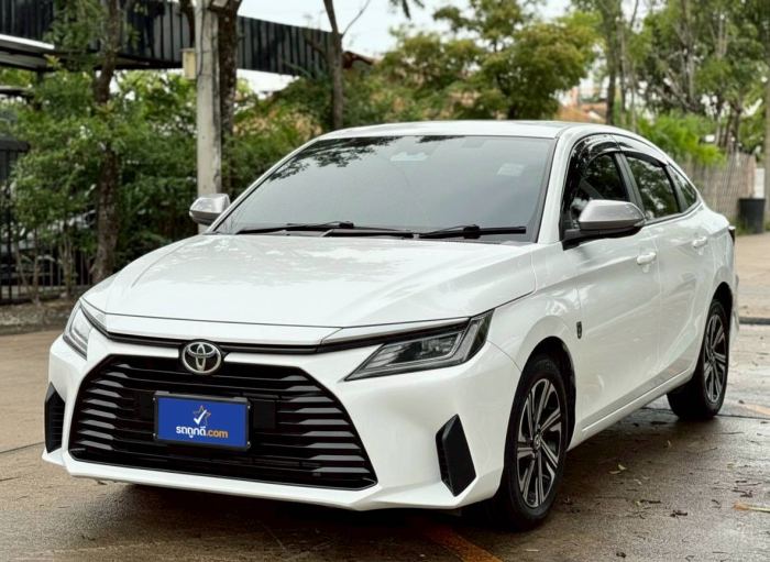 Toyota Yaris Ativ 1.2 Sport Premium ปี 2022